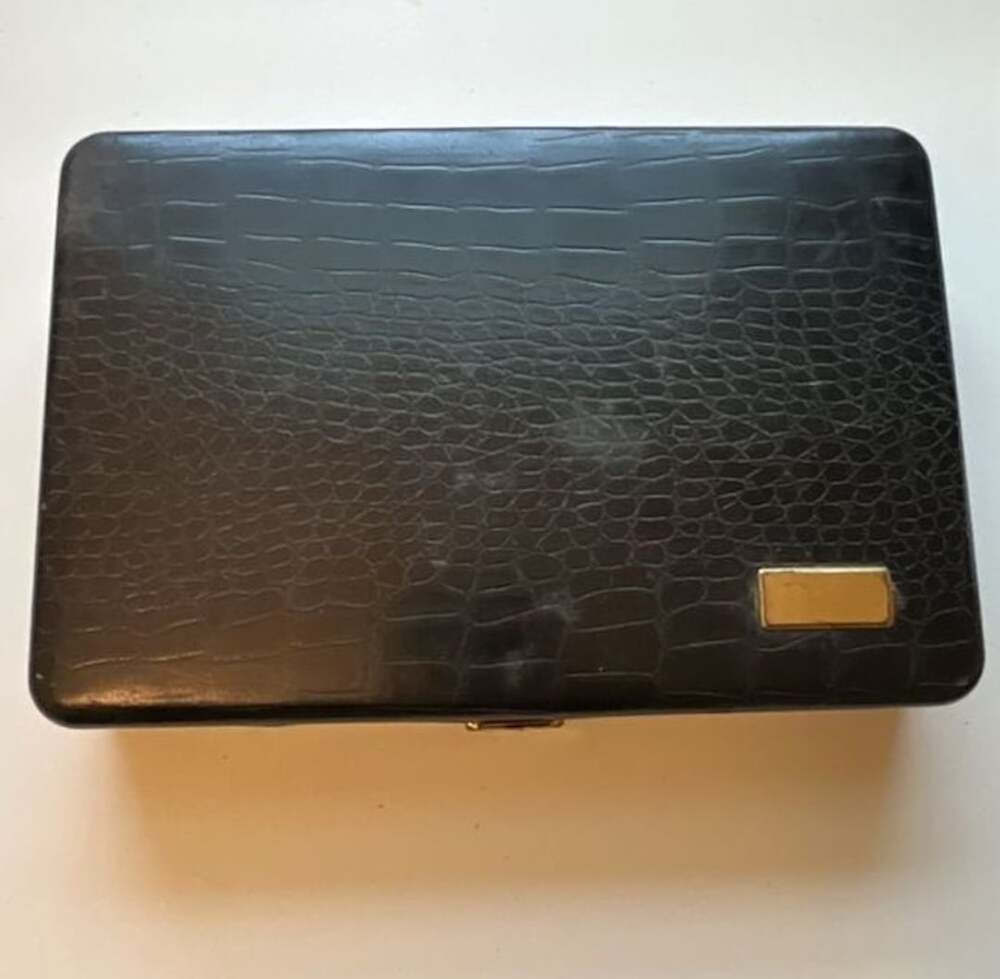 Congress Playing Cards and Poker Chips Set in Black Croc Leather Case
